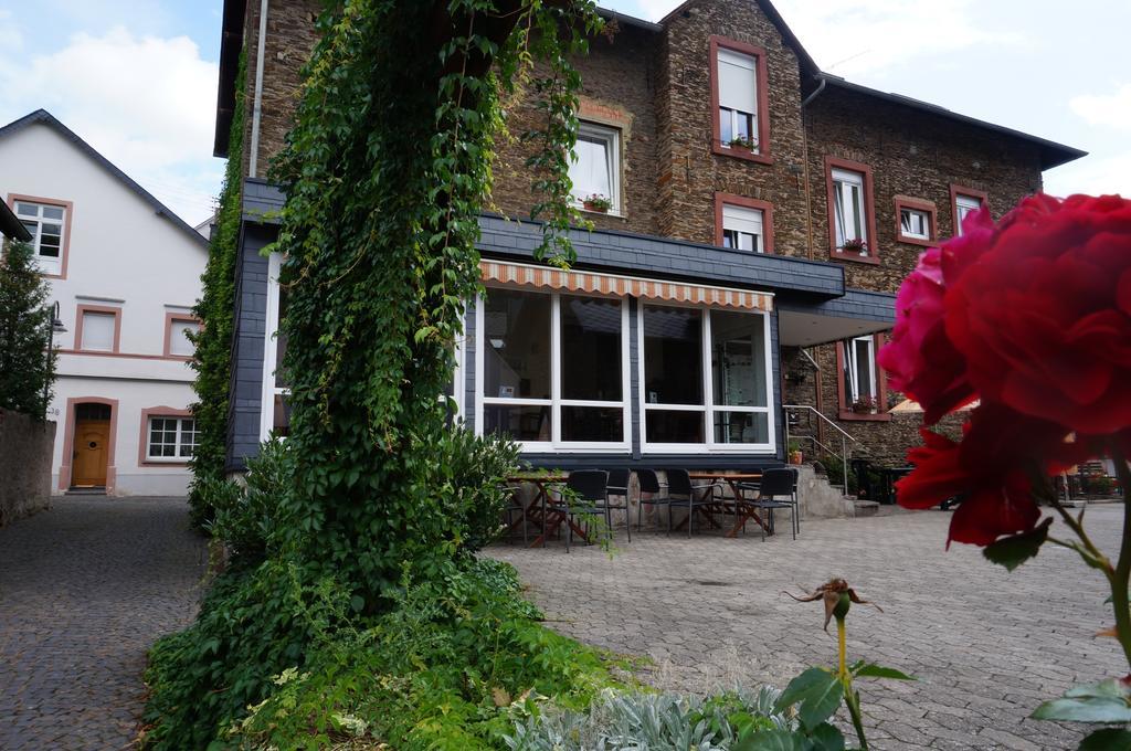 Altes Schulhaus Hotel Zeltingen-Rachtig Exterior foto
